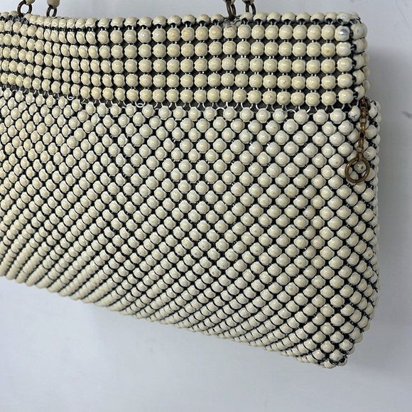 Whiting & Davis Cream Alumesh Metal Mesh Zip Top Double Handle Purse - Picture 4 of 12